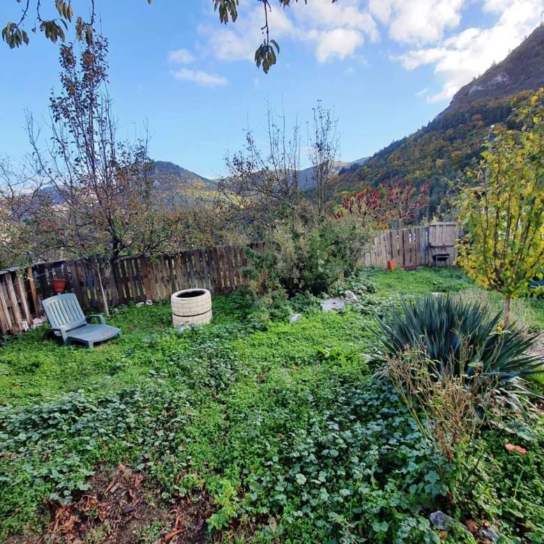 Maison avec jardin et vue panoramique