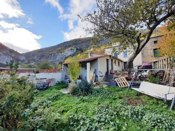Maison avec jardin et vue panoramique