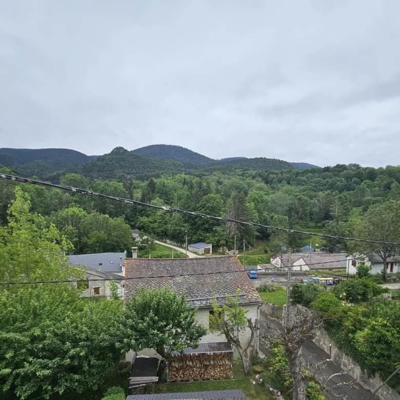 Maison de village à 2 chambres à Roquefort-de-Sault