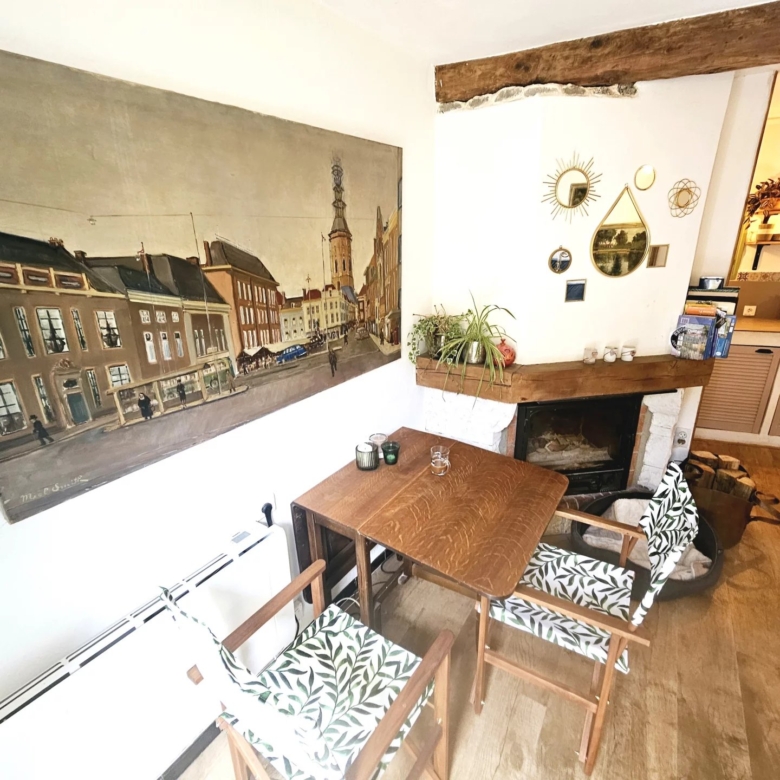 Maison de 2 chambres rénovée à Quillan pleine de caractère.